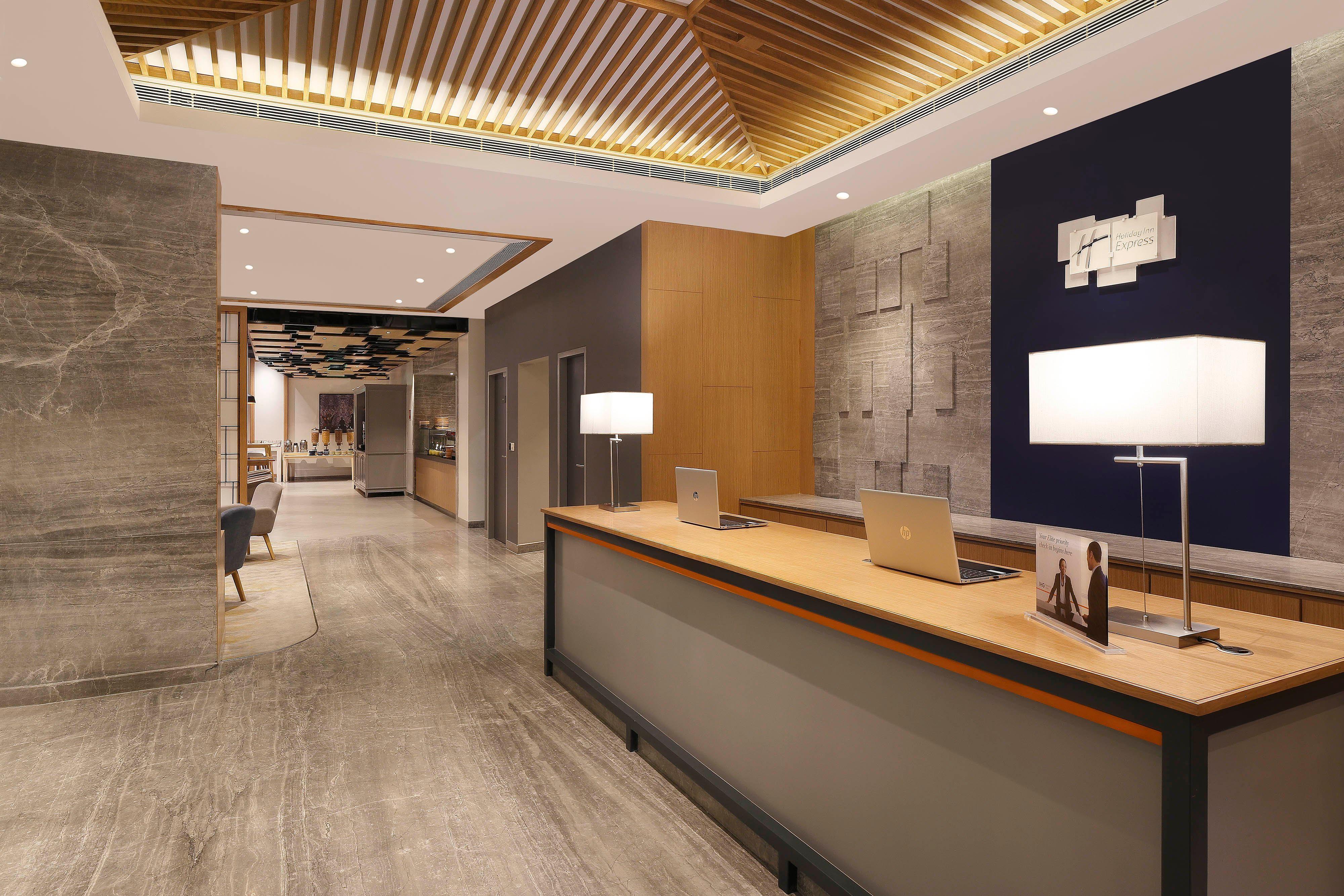 Express Omr Thoraipakkam By Ihg