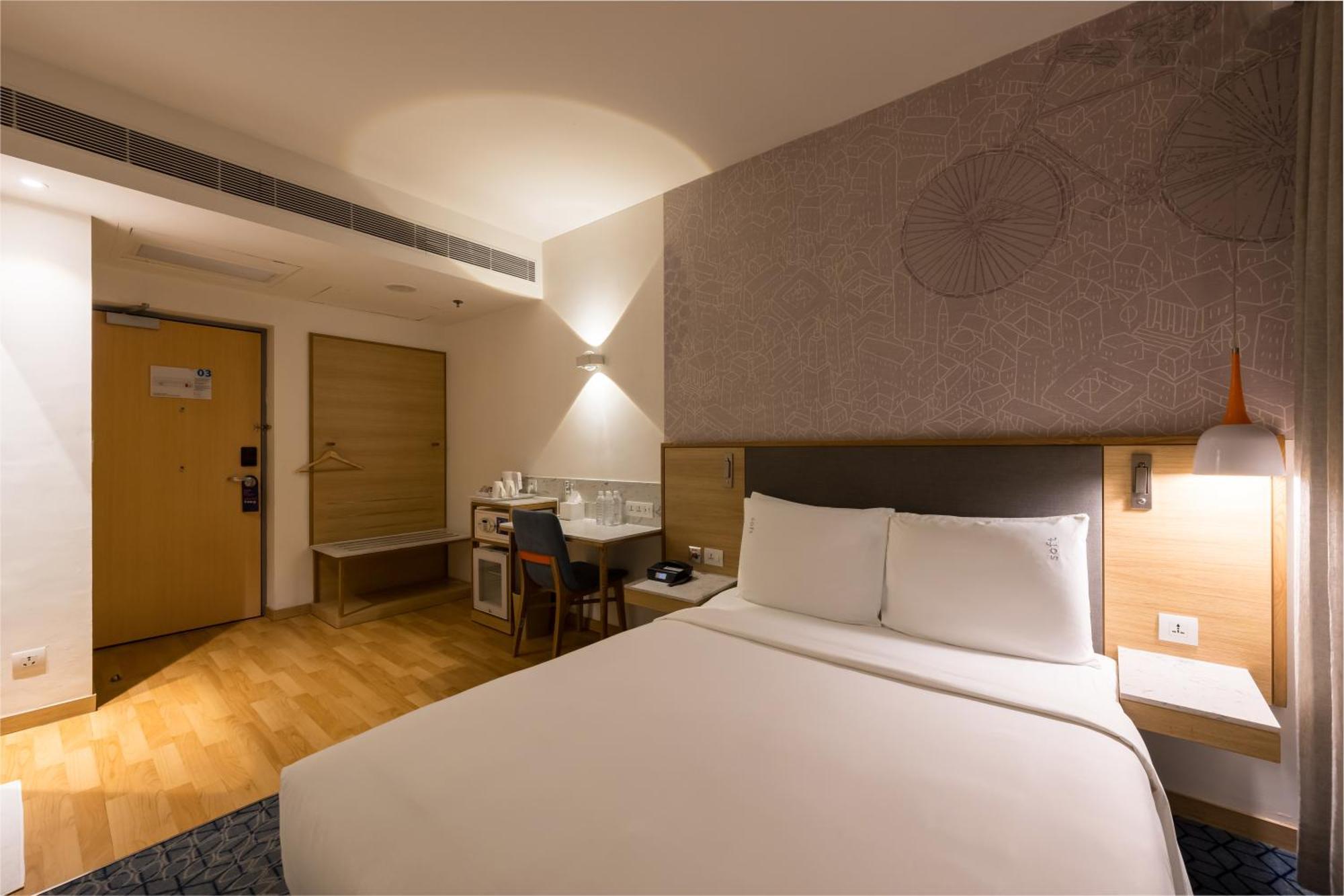 Express Omr Thoraipakkam By Ihg Chennai